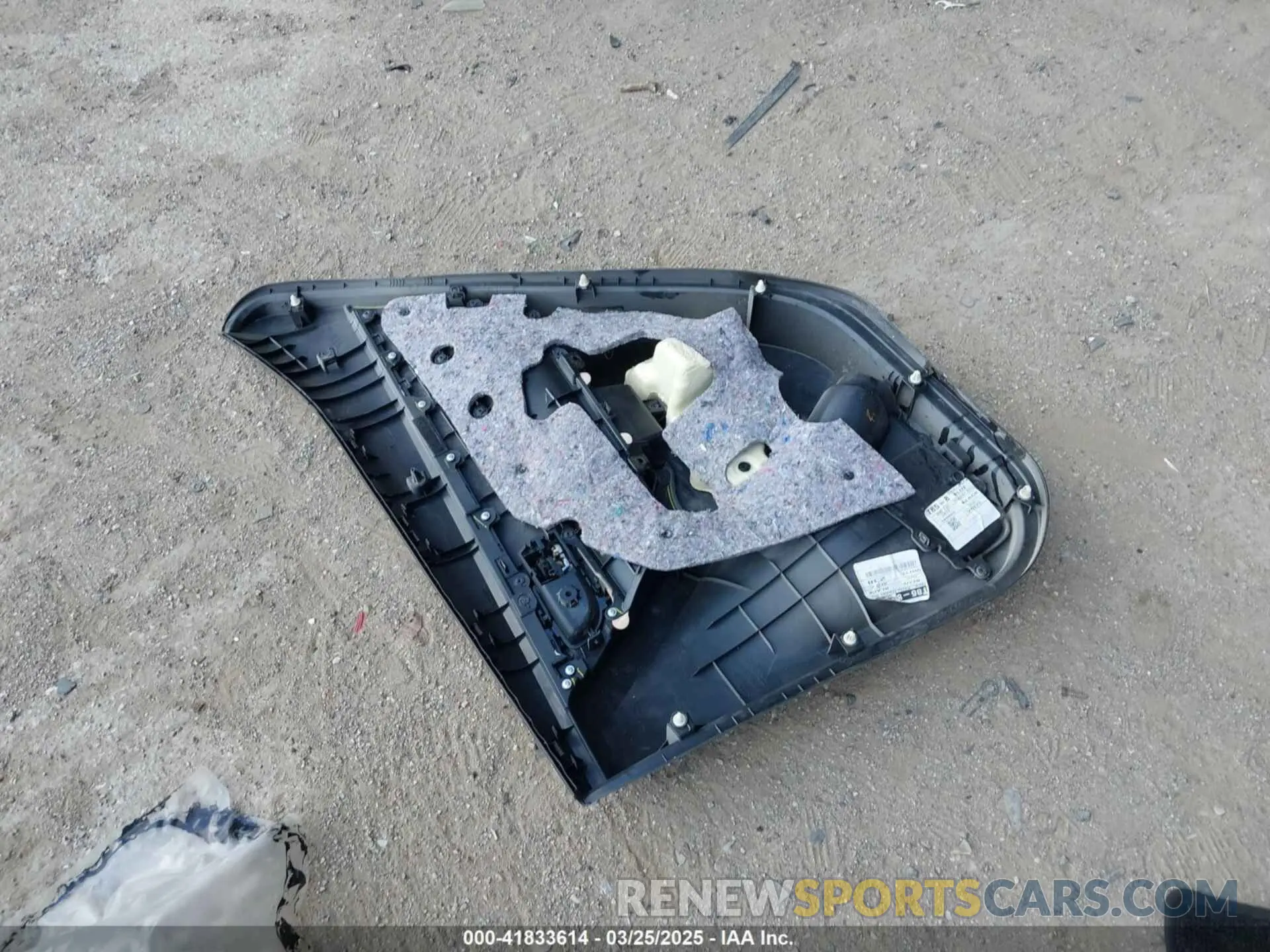 12 fotografías del automóvil dañado 5YFBURHE2KP896120 TOYOTA COROLLA 2019