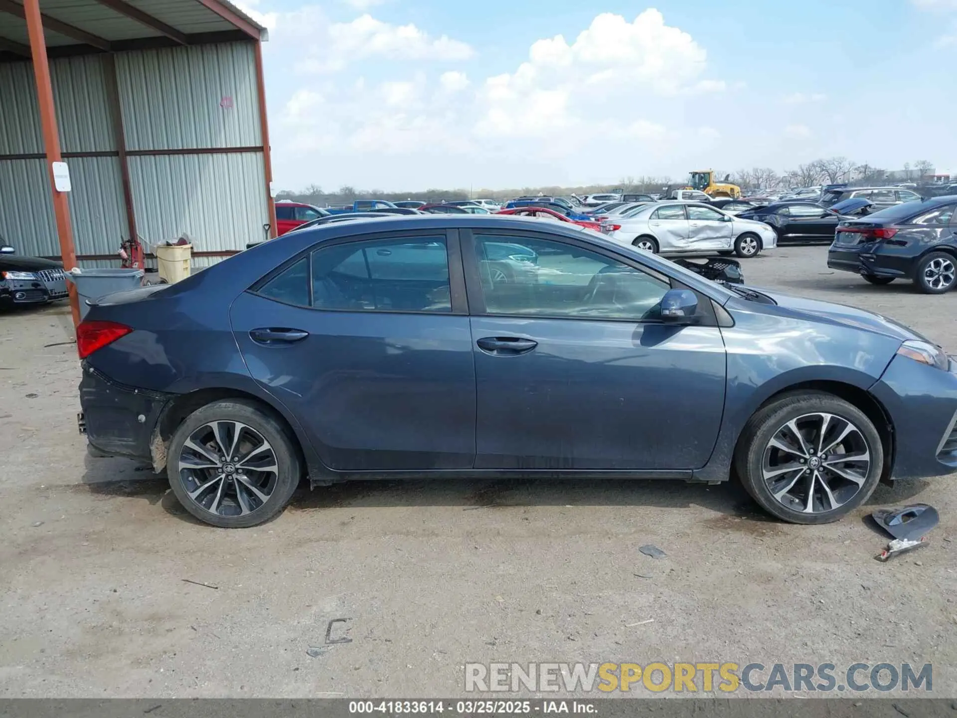 14 fotografías del automóvil dañado 5YFBURHE2KP896120 TOYOTA COROLLA 2019