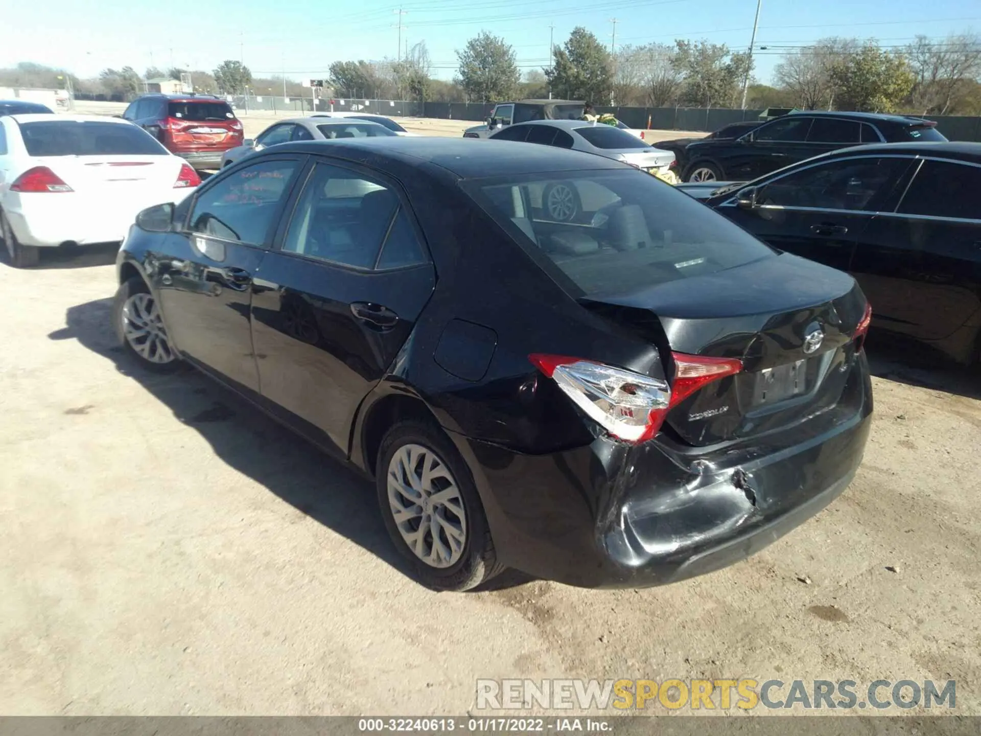3 fotografías del automóvil dañado 5YFBURHE2KP897137 TOYOTA COROLLA 2019