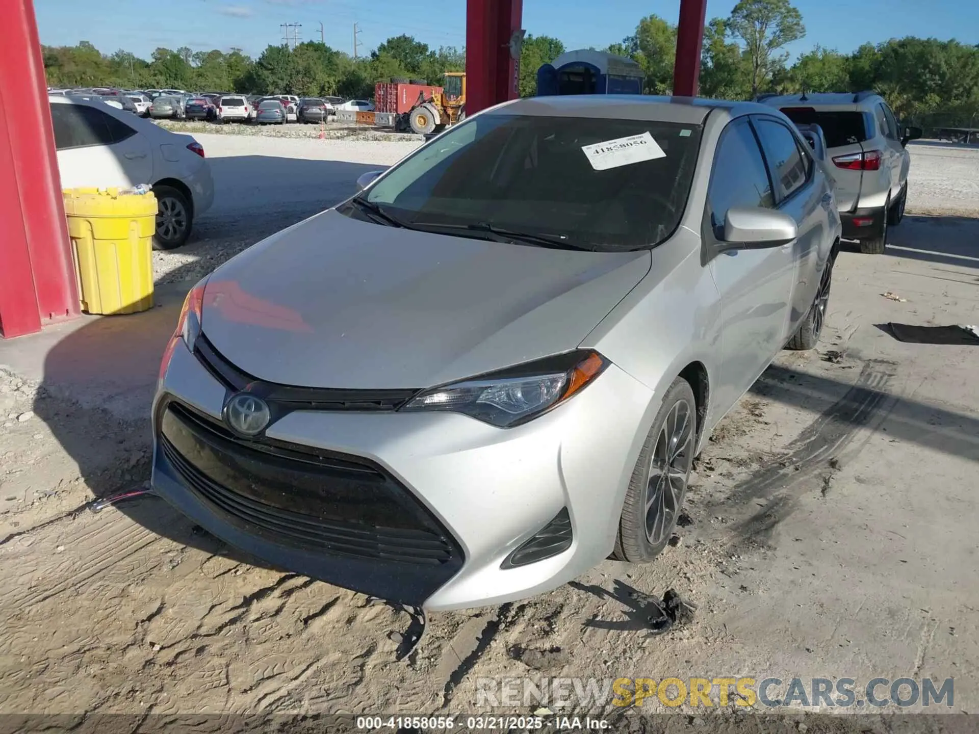 2 fotografías del automóvil dañado 5YFBURHE2KP902370 TOYOTA COROLLA 2019