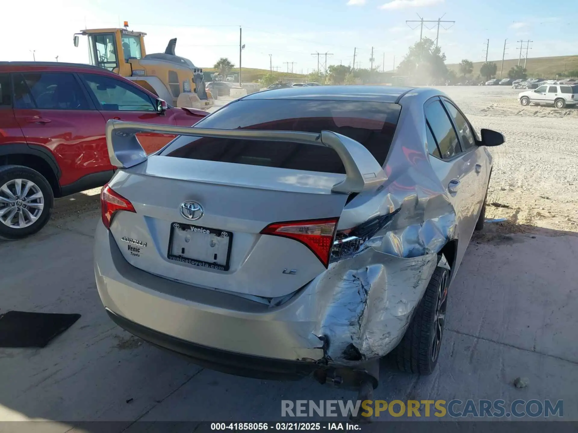 4 fotografías del automóvil dañado 5YFBURHE2KP902370 TOYOTA COROLLA 2019