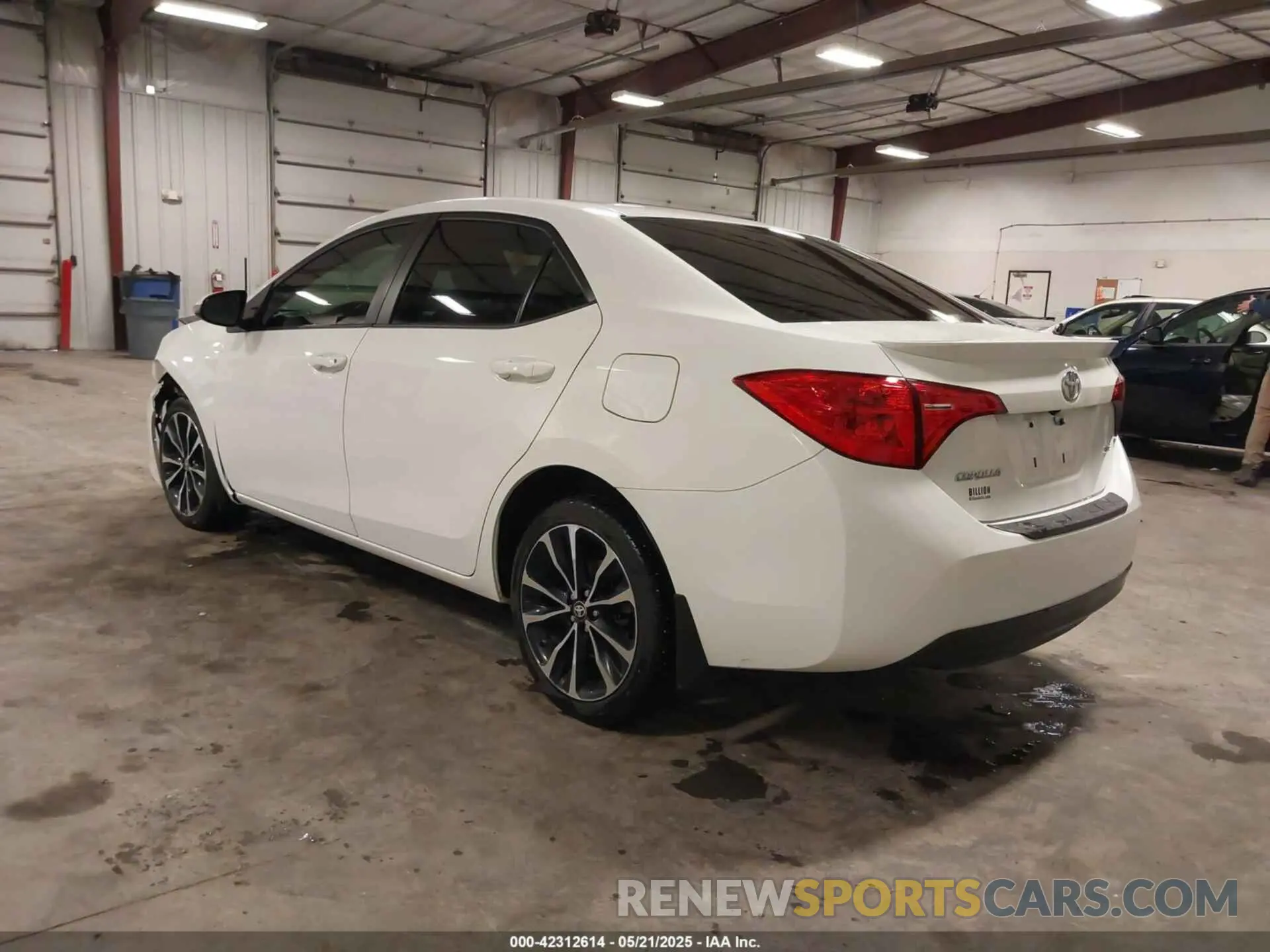 3 fotografías del automóvil dañado 5YFBURHE2KP903812 TOYOTA COROLLA 2019