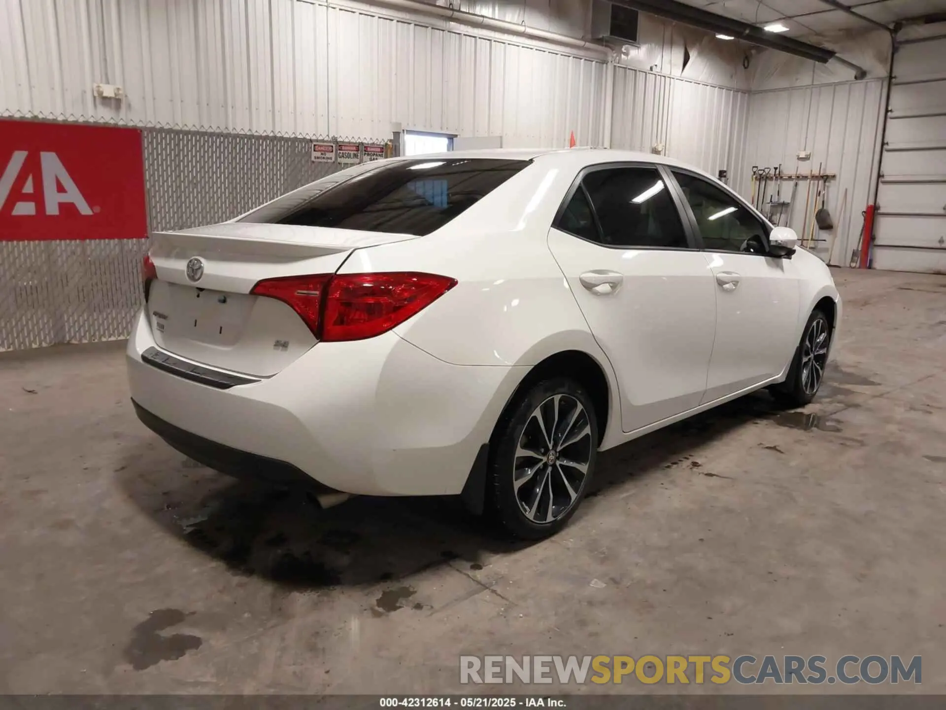 4 fotografías del automóvil dañado 5YFBURHE2KP903812 TOYOTA COROLLA 2019
