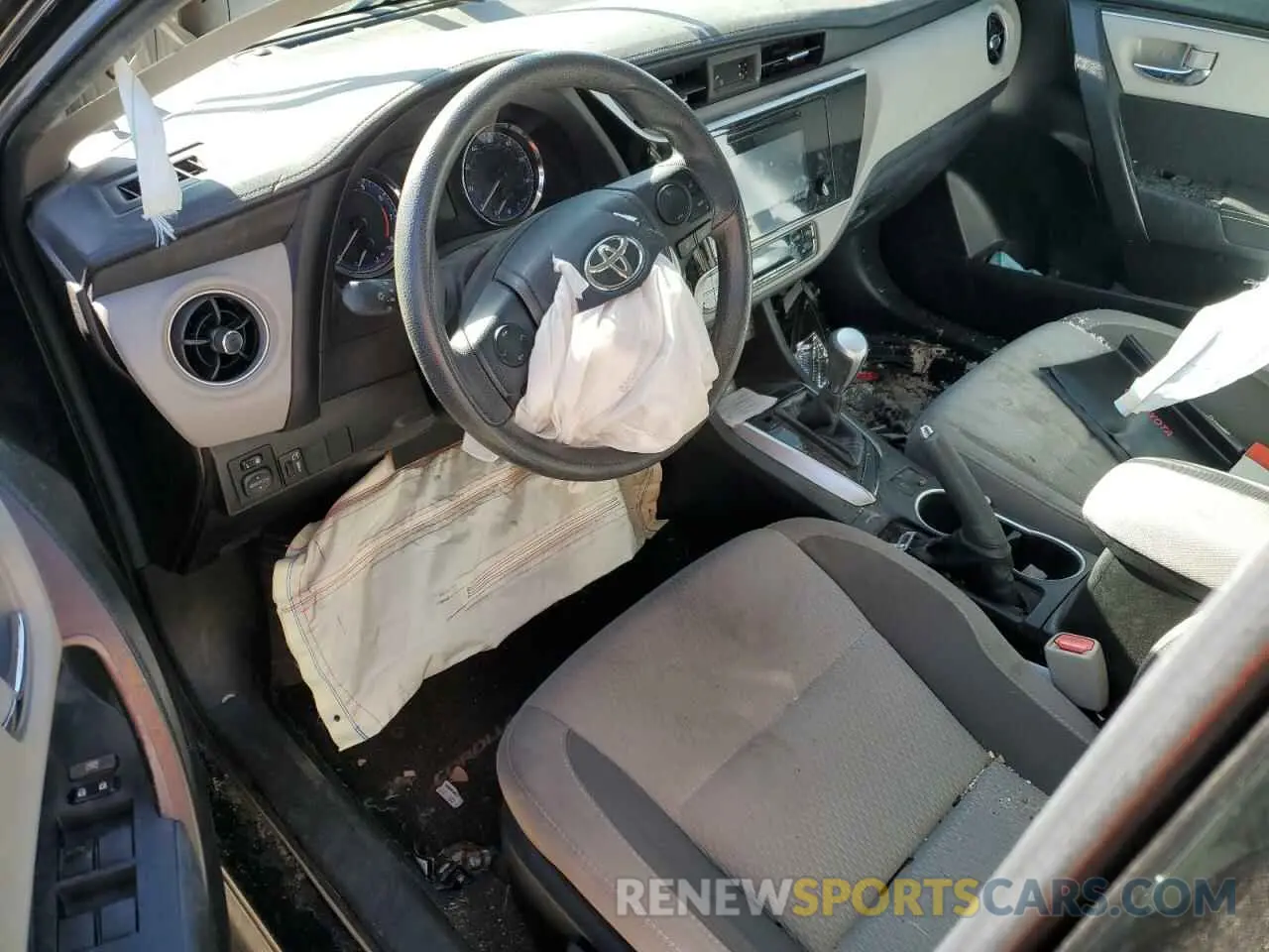 8 fotografías del automóvil dañado 5YFBURHE2KP913630 TOYOTA COROLLA 2019