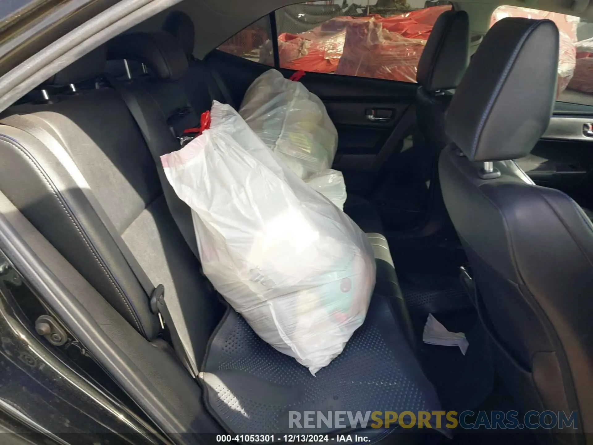 8 fotografías del automóvil dañado 5YFBURHE2KP915474 TOYOTA COROLLA 2019