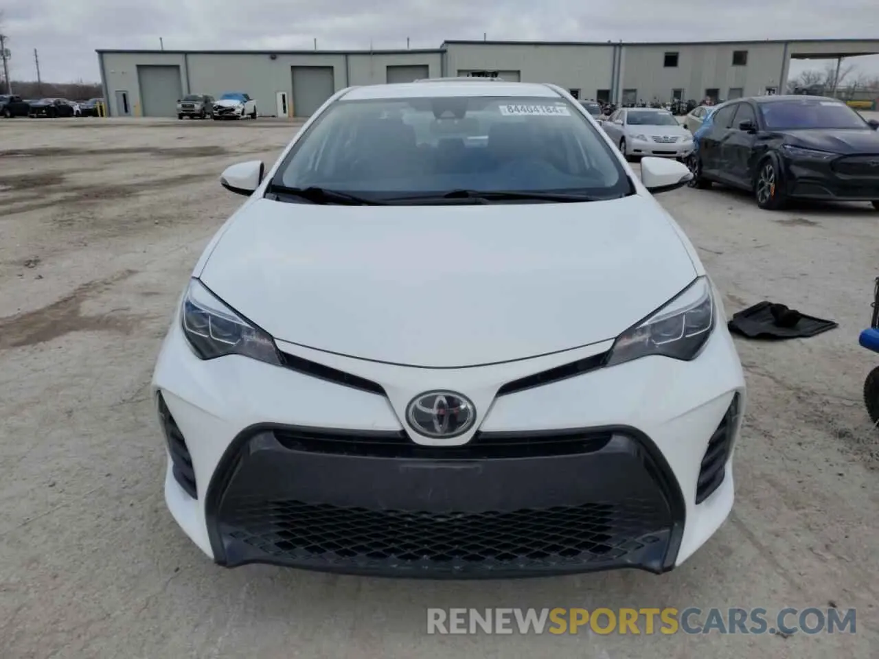 5 fotografías del automóvil dañado 5YFBURHE2KP919332 TOYOTA COROLLA 2019