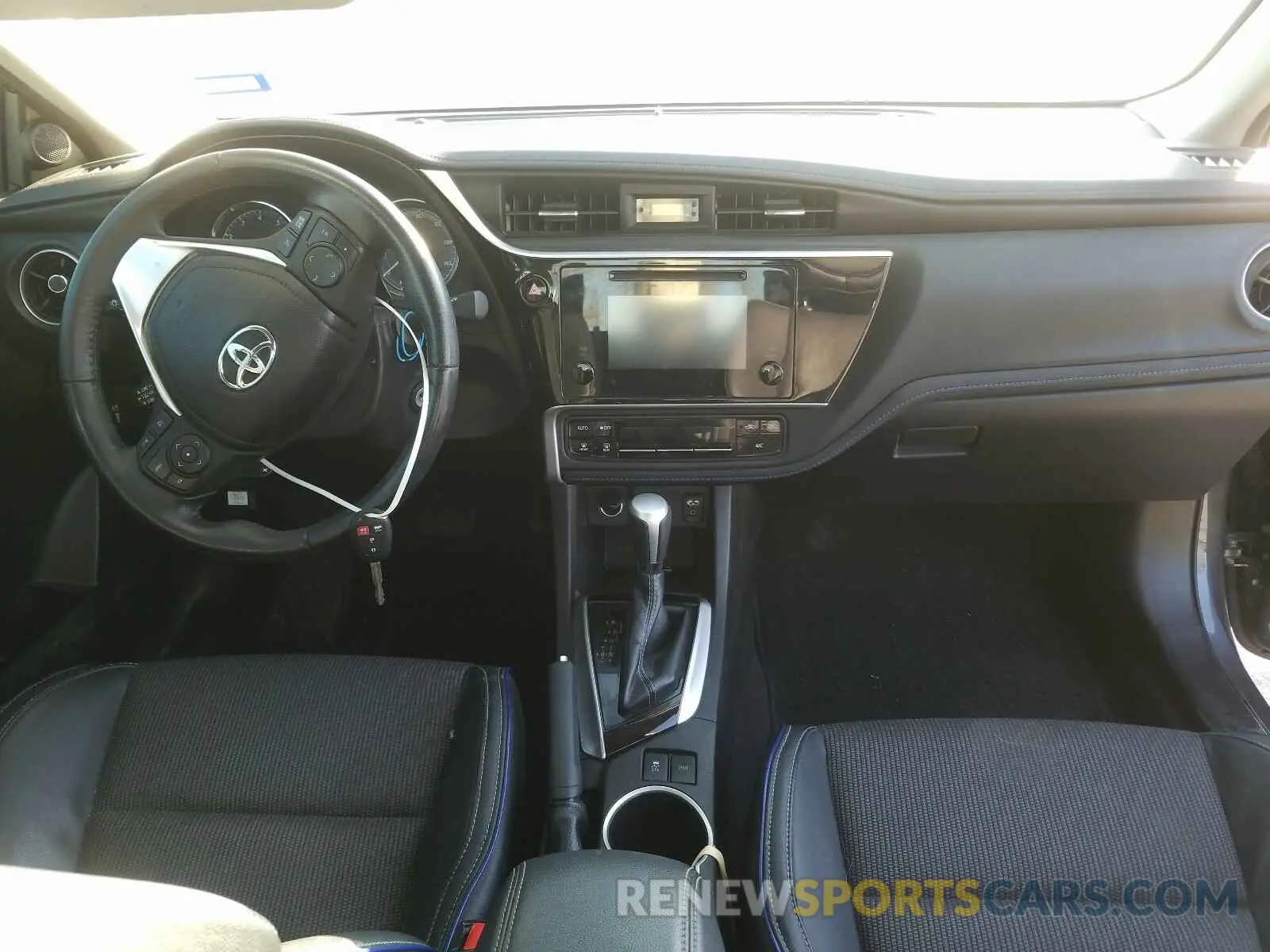 9 fotografías del automóvil dañado 5YFBURHE2KP920643 TOYOTA COROLLA 2019