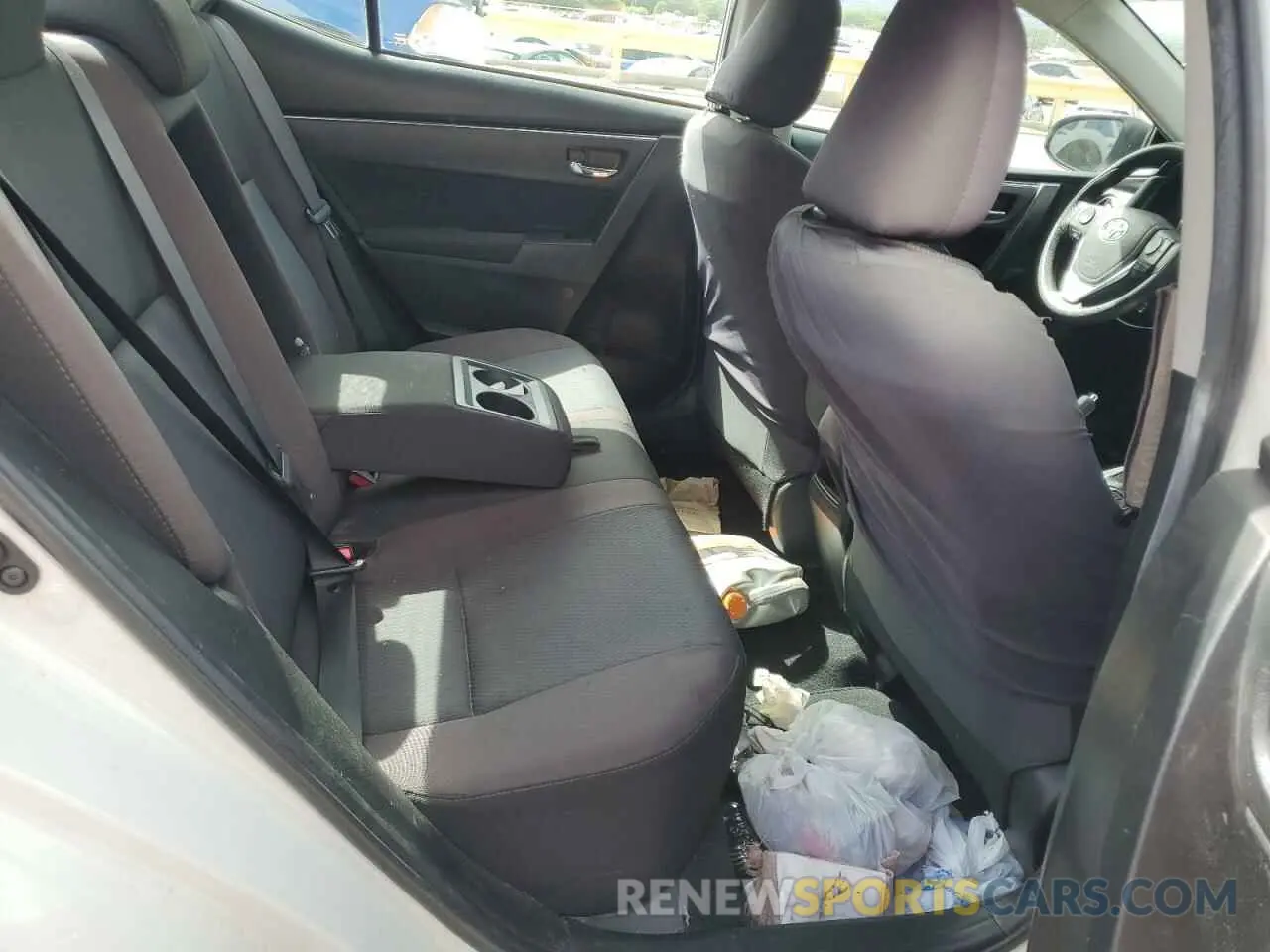 10 fotografías del automóvil dañado 5YFBURHE2KP924224 TOYOTA COROLLA 2019