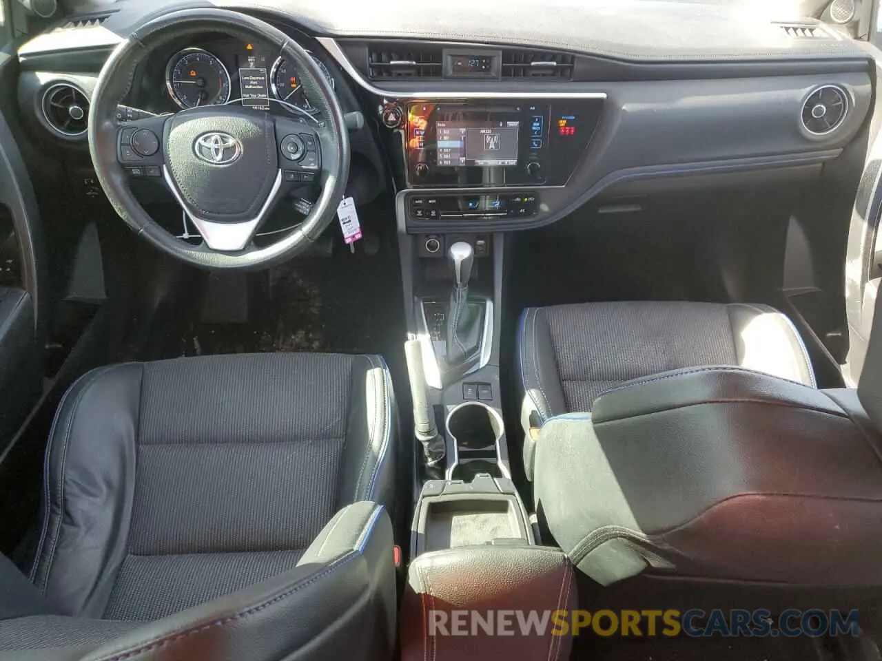 8 fotografías del automóvil dañado 5YFBURHE2KP931500 TOYOTA COROLLA 2019