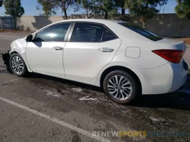 2 fotografías del automóvil dañado 5YFBURHE2KP931576 TOYOTA COROLLA 2019