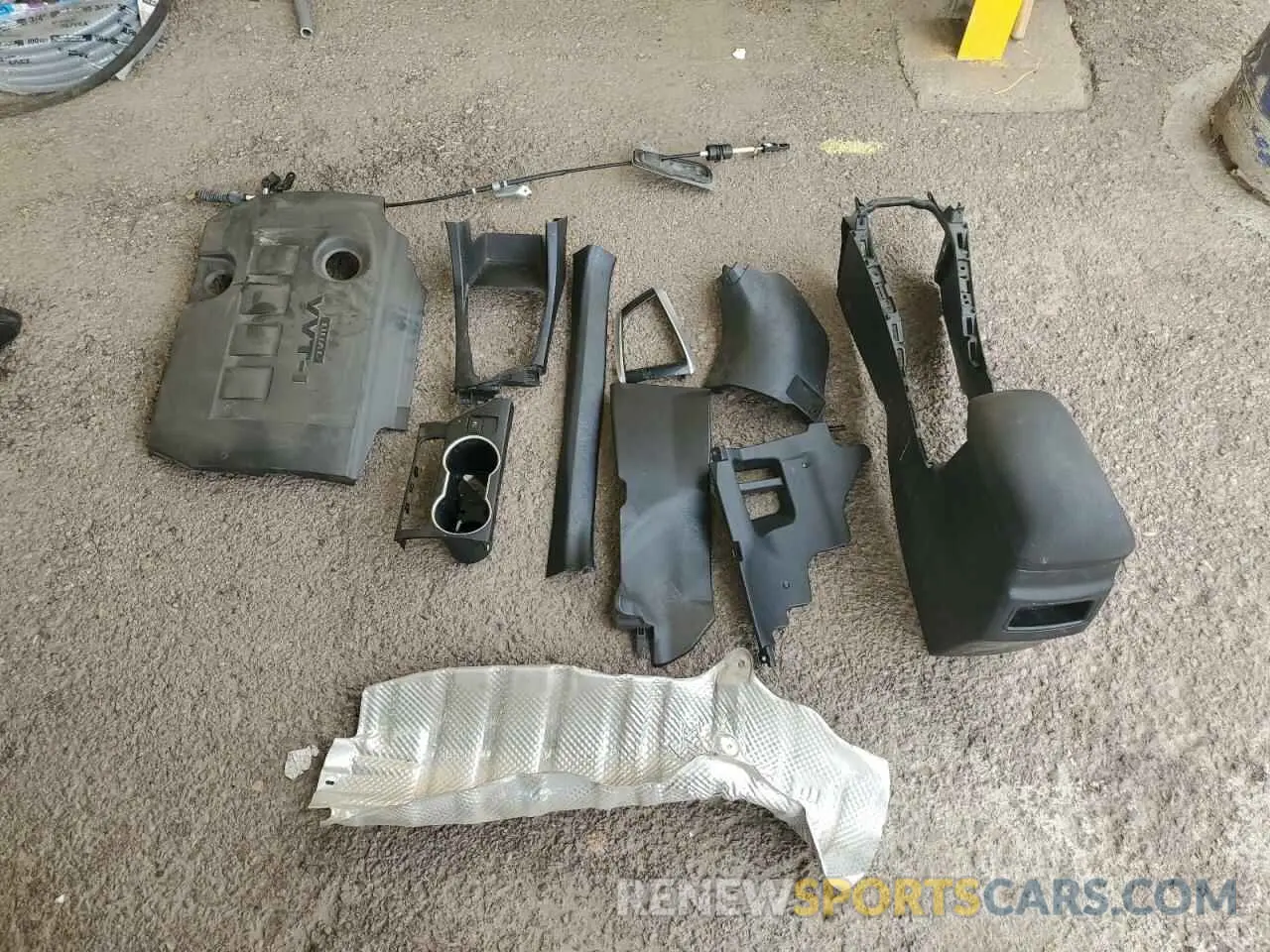 12 fotografías del automóvil dañado 5YFBURHE2KP931707 TOYOTA COROLLA 2019