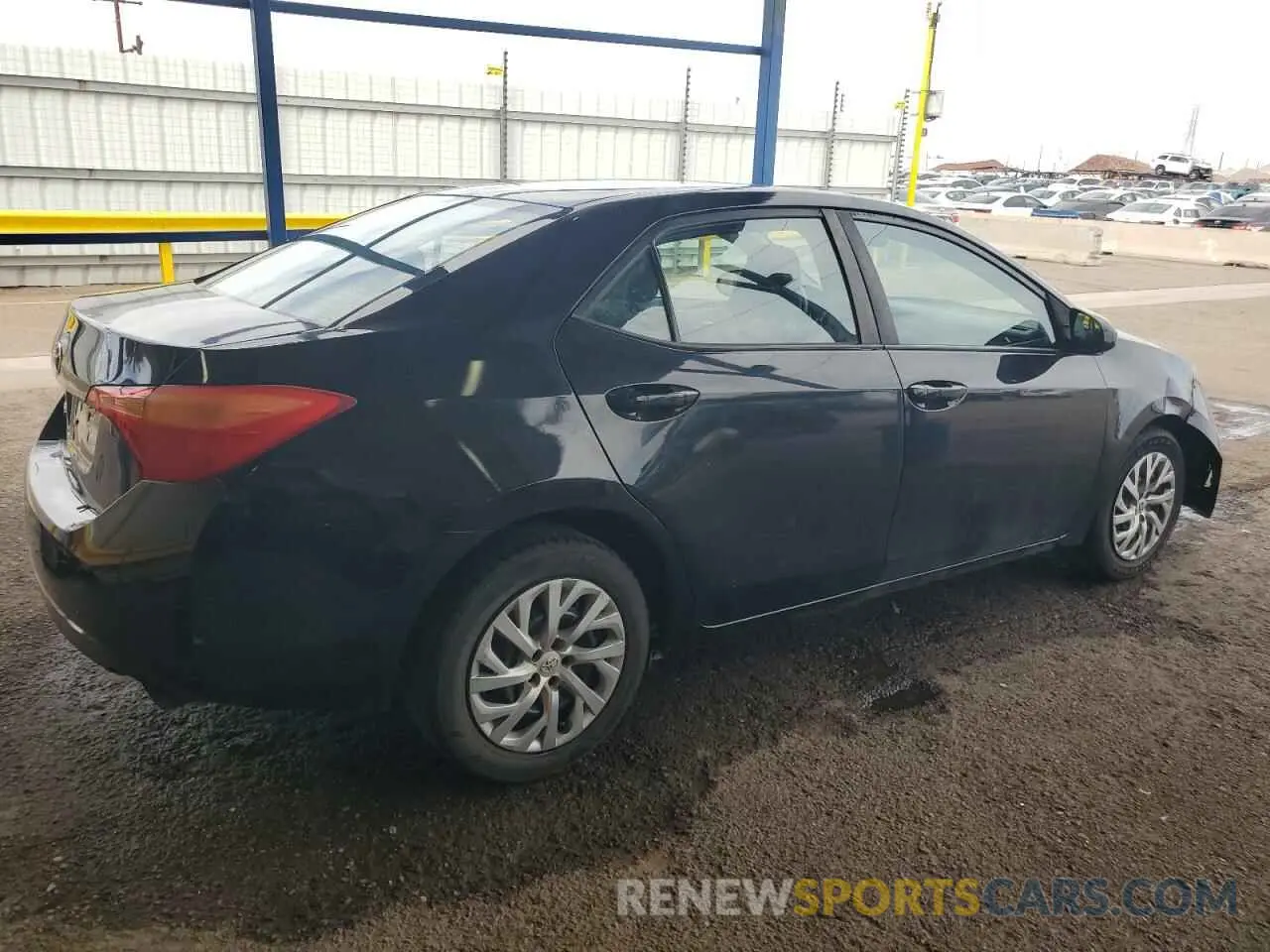 3 fotografías del automóvil dañado 5YFBURHE2KP931707 TOYOTA COROLLA 2019