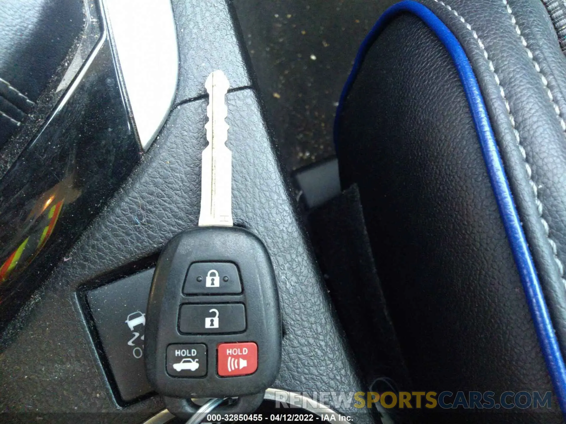 11 fotografías del automóvil dañado 5YFBURHE2KP932954 TOYOTA COROLLA 2019