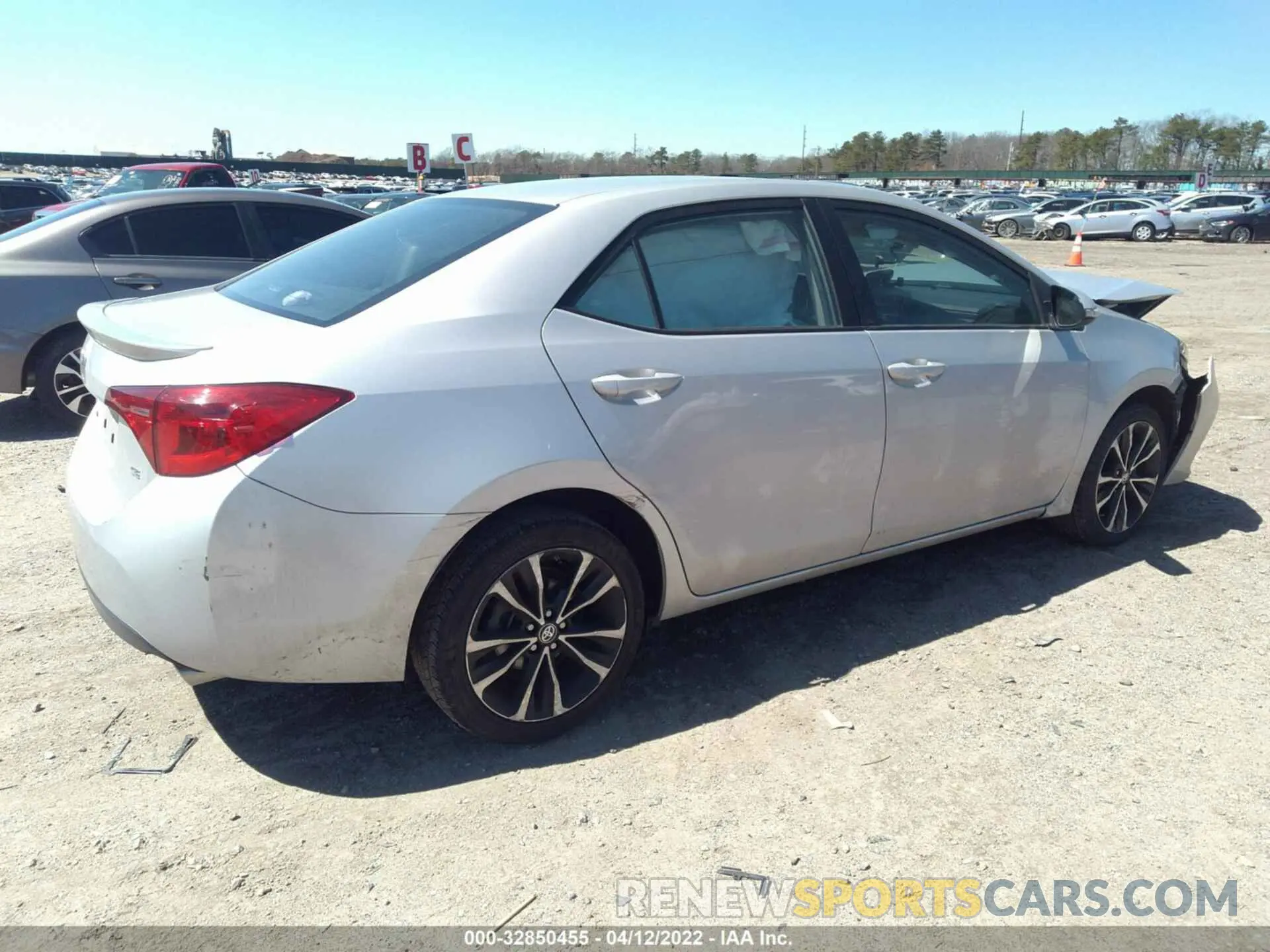 4 fotografías del automóvil dañado 5YFBURHE2KP932954 TOYOTA COROLLA 2019