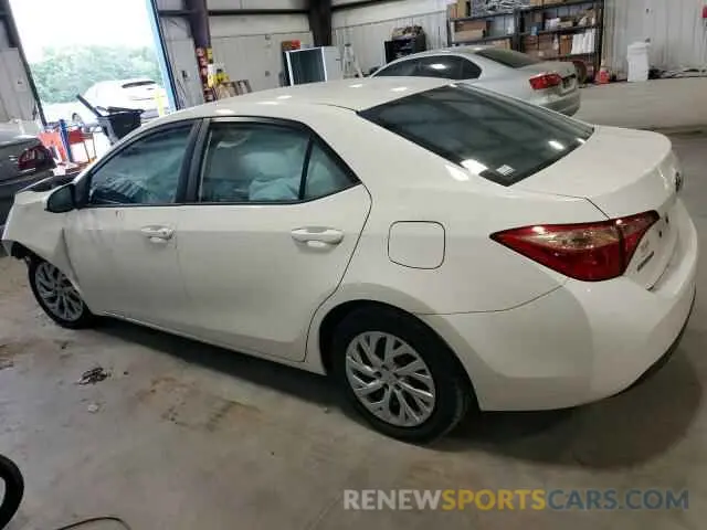 2 fotografías del automóvil dañado 5YFBURHE2KP934560 TOYOTA COROLLA 2019