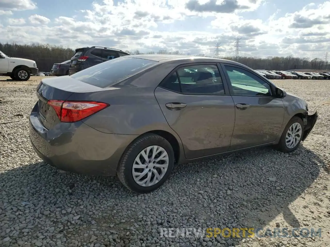3 fotografías del automóvil dañado 5YFBURHE2KP934980 TOYOTA COROLLA 2019