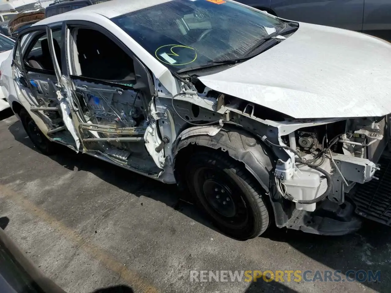 9 fotografías del automóvil dañado 5YFBURHE2KP936275 TOYOTA COROLLA 2019