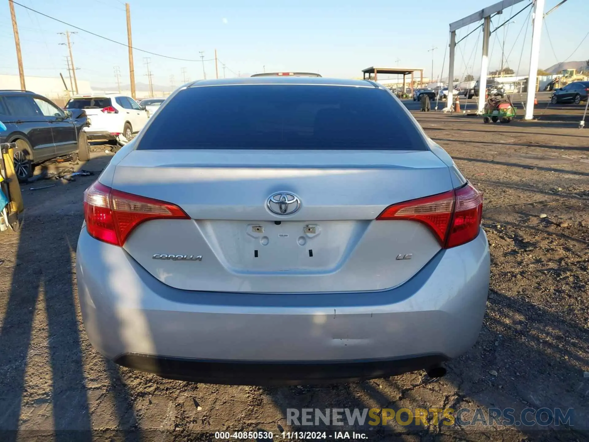 16 fotografías del automóvil dañado 5YFBURHE2KP940035 TOYOTA COROLLA 2019