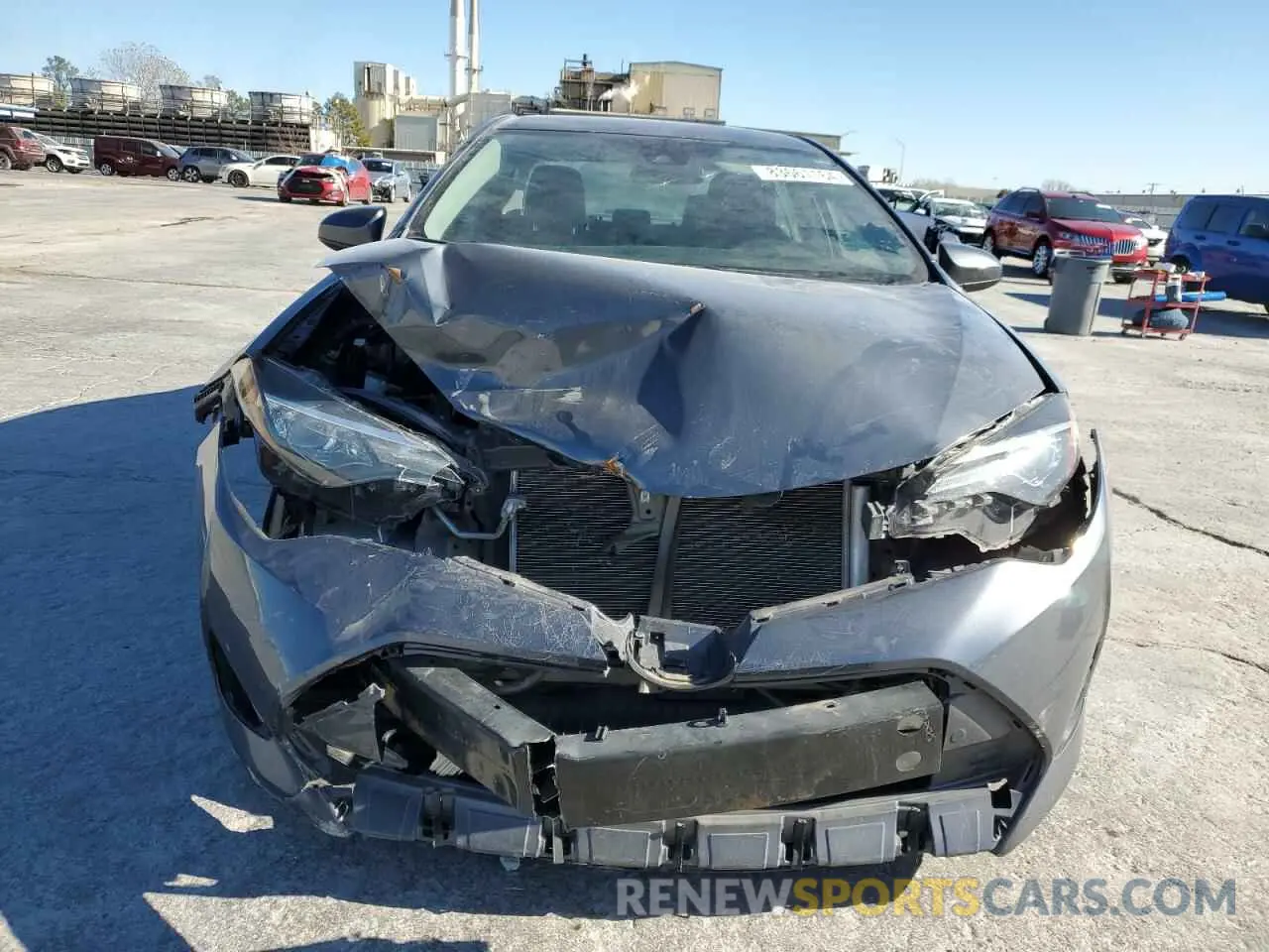 5 fotografías del automóvil dañado 5YFBURHE3KP858749 TOYOTA COROLLA 2019