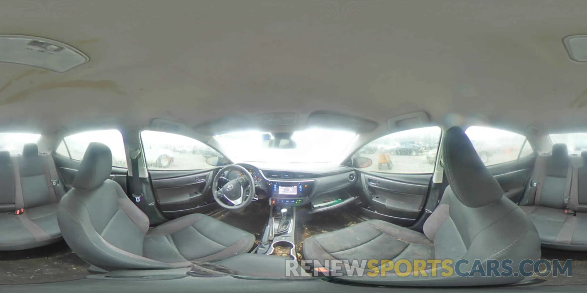 14 fotografías del automóvil dañado 5YFBURHE3KP865006 TOYOTA COROLLA 2019