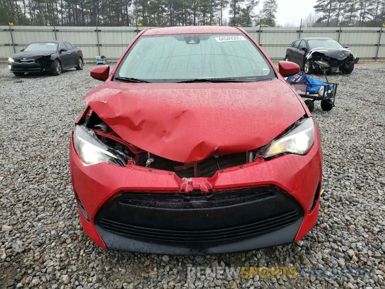 5 fotografías del automóvil dañado 5YFBURHE3KP865006 TOYOTA COROLLA 2019