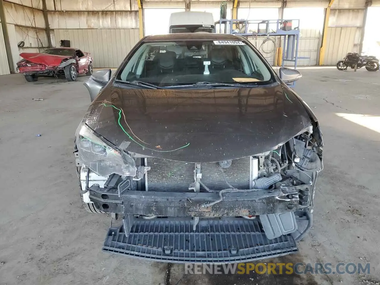 5 fotografías del automóvil dañado 5YFBURHE3KP870870 TOYOTA COROLLA 2019