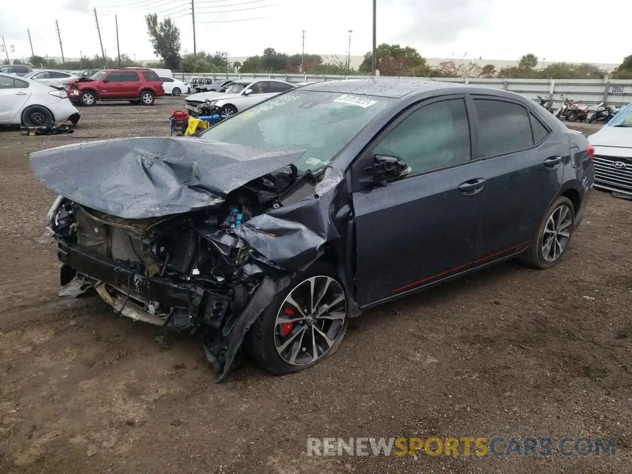2 fotografías del automóvil dañado 5YFBURHE3KP873333 TOYOTA COROLLA 2019