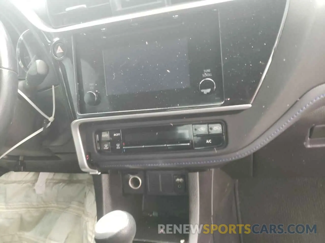 9 fotografías del automóvil dañado 5YFBURHE3KP873333 TOYOTA COROLLA 2019