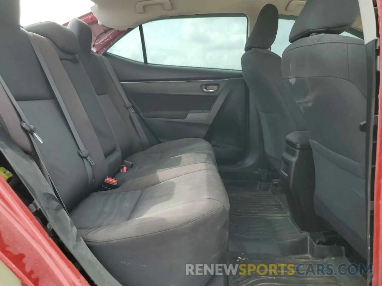 10 fotografías del automóvil dañado 5YFBURHE3KP877432 TOYOTA COROLLA 2019