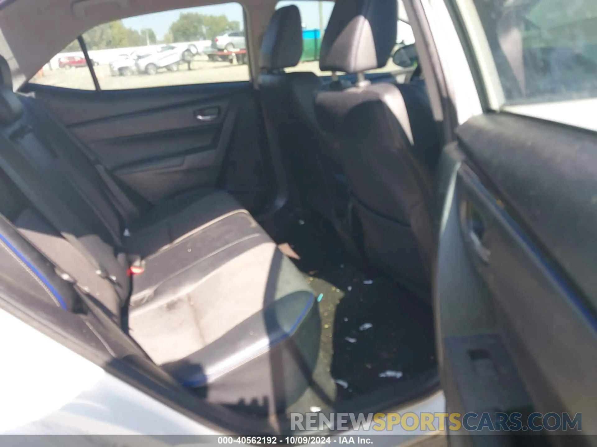 8 fotografías del automóvil dañado 5YFBURHE3KP881660 TOYOTA COROLLA 2019