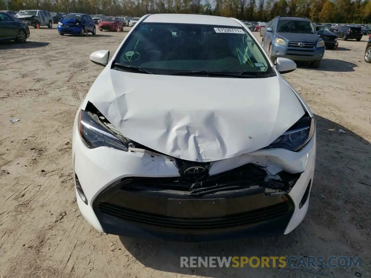 9 fotografías del automóvil dañado 5YFBURHE3KP883179 TOYOTA COROLLA 2019