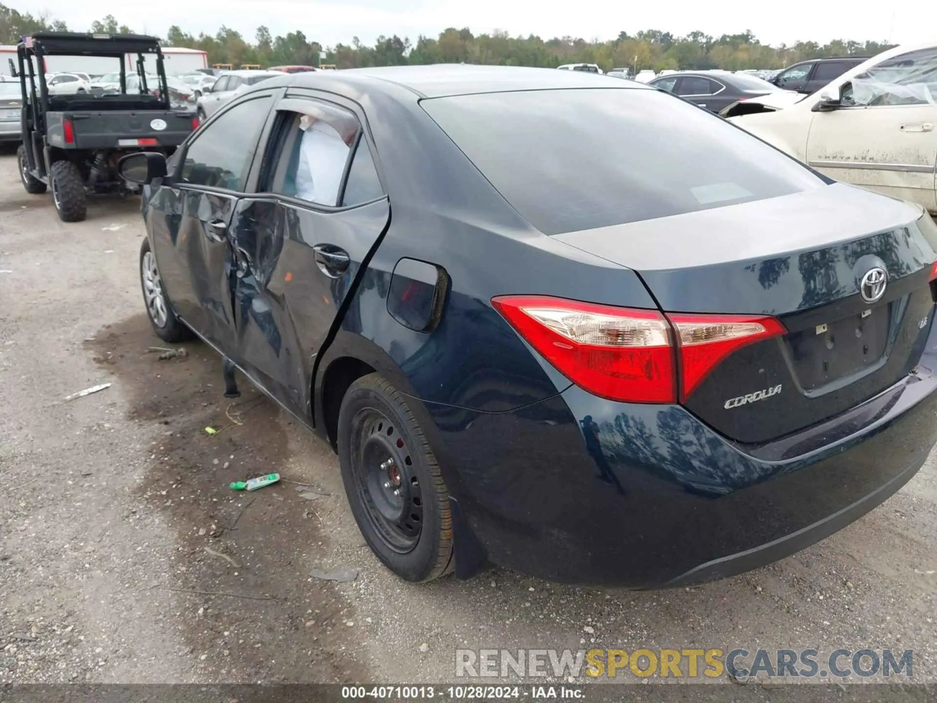 3 fotografías del automóvil dañado 5YFBURHE3KP889323 TOYOTA COROLLA 2019