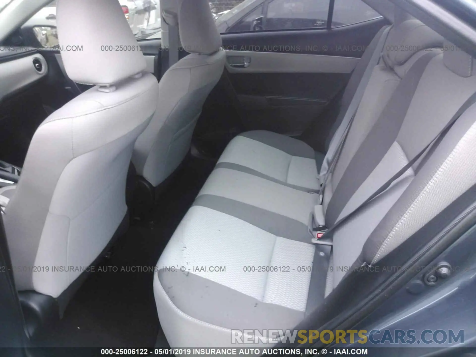 8 fotografías del automóvil dañado 5YFBURHE3KP892092 TOYOTA COROLLA 2019