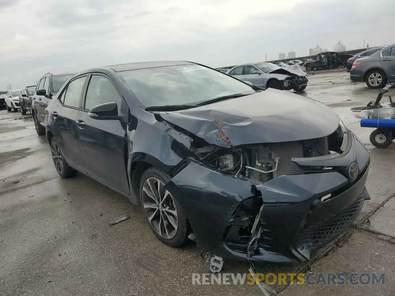 4 fotografías del automóvil dañado 5YFBURHE3KP892531 TOYOTA COROLLA 2019