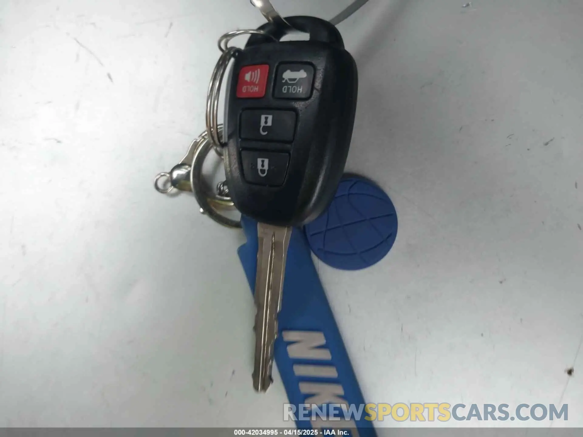 11 fotografías del automóvil dañado 5YFBURHE3KP895705 TOYOTA COROLLA 2019