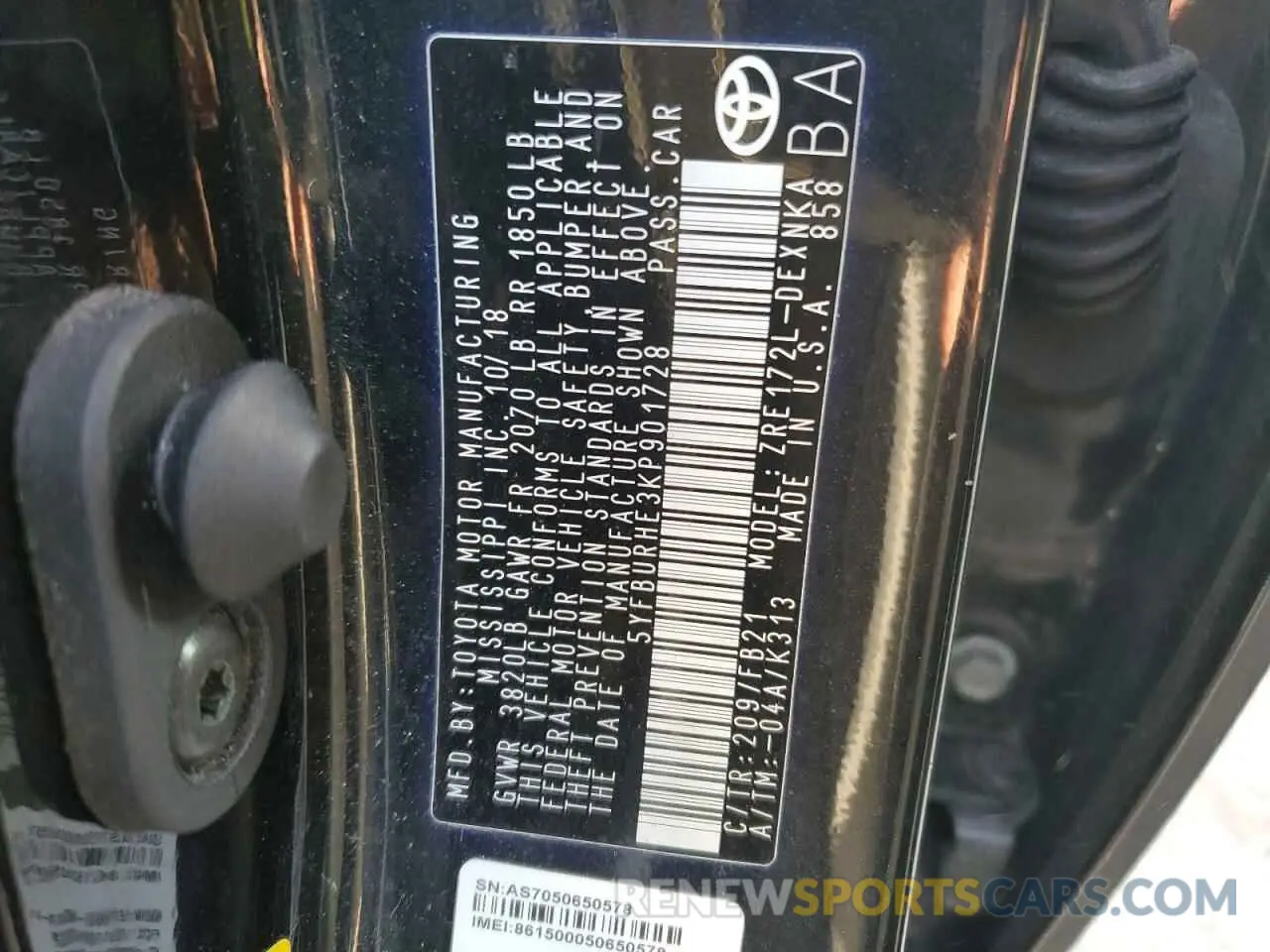 12 fotografías del automóvil dañado 5YFBURHE3KP901728 TOYOTA COROLLA 2019
