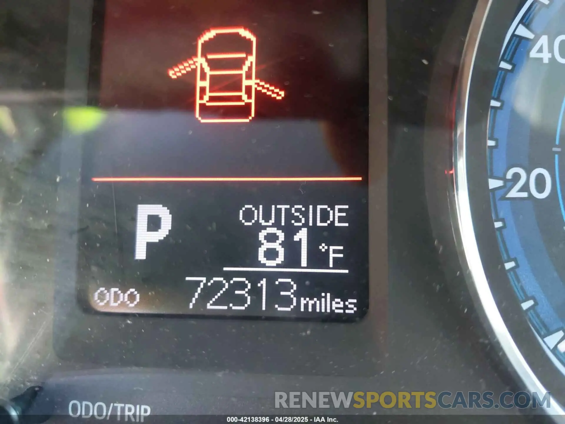 15 fotografías del automóvil dañado 5YFBURHE3KP902247 TOYOTA COROLLA 2019