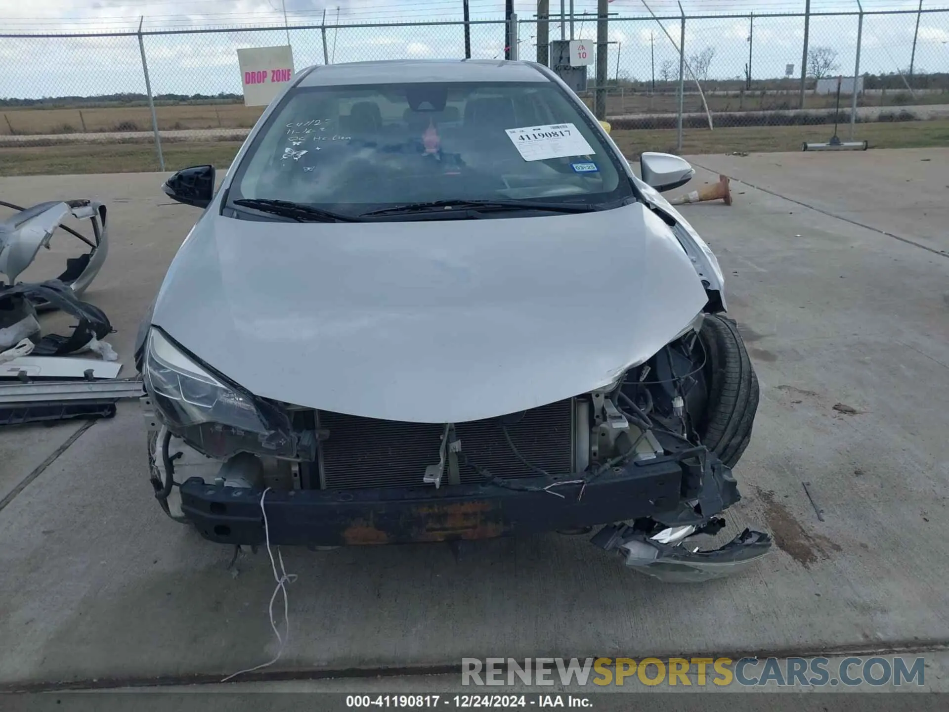 11 fotografías del automóvil dañado 5YFBURHE3KP927911 TOYOTA COROLLA 2019