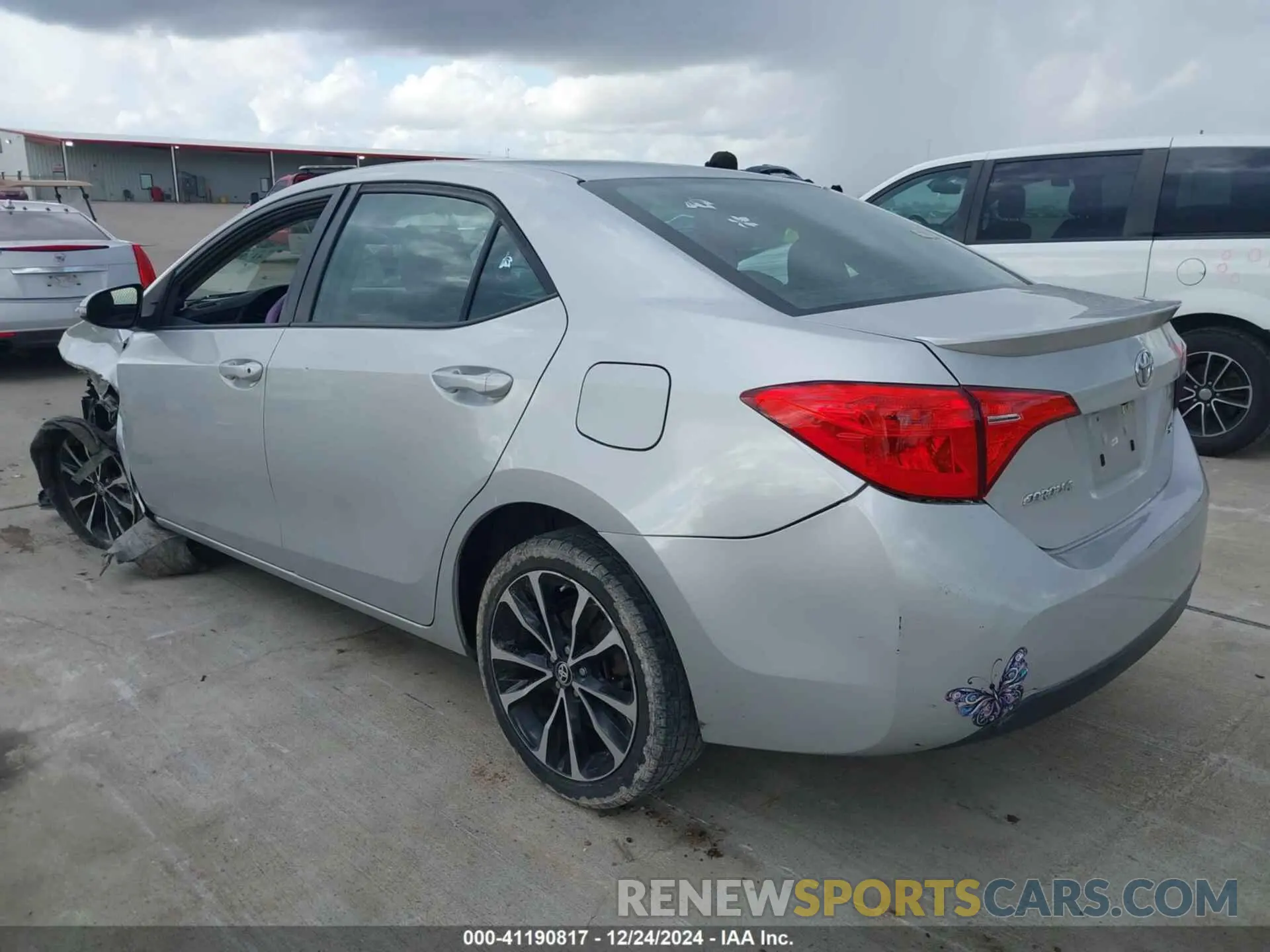 3 fotografías del automóvil dañado 5YFBURHE3KP927911 TOYOTA COROLLA 2019