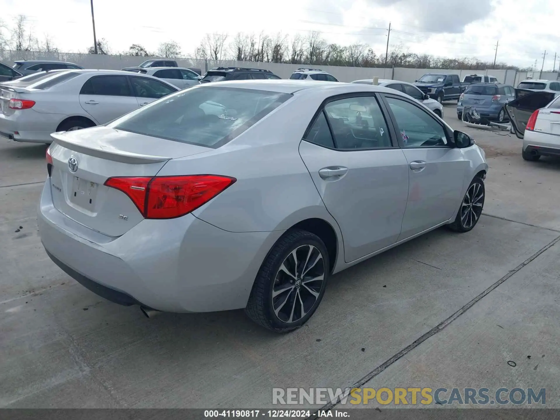 4 fotografías del automóvil dañado 5YFBURHE3KP927911 TOYOTA COROLLA 2019
