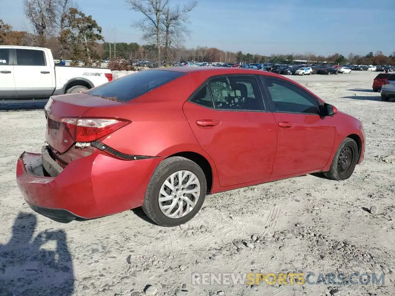 3 fotografías del automóvil dañado 5YFBURHE3KP930078 TOYOTA COROLLA 2019