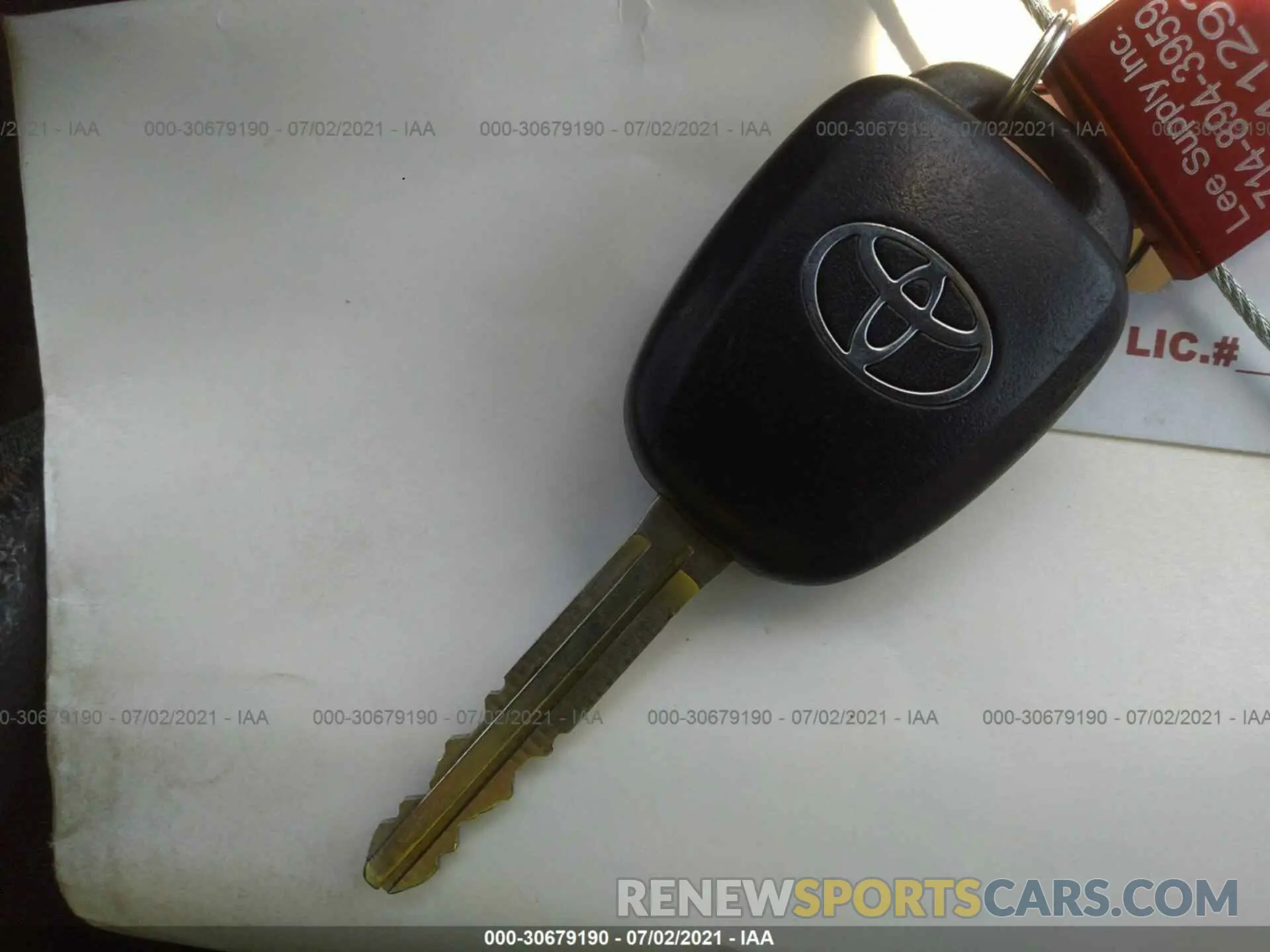 11 fotografías del automóvil dañado 5YFBURHE3KP930114 TOYOTA COROLLA 2019