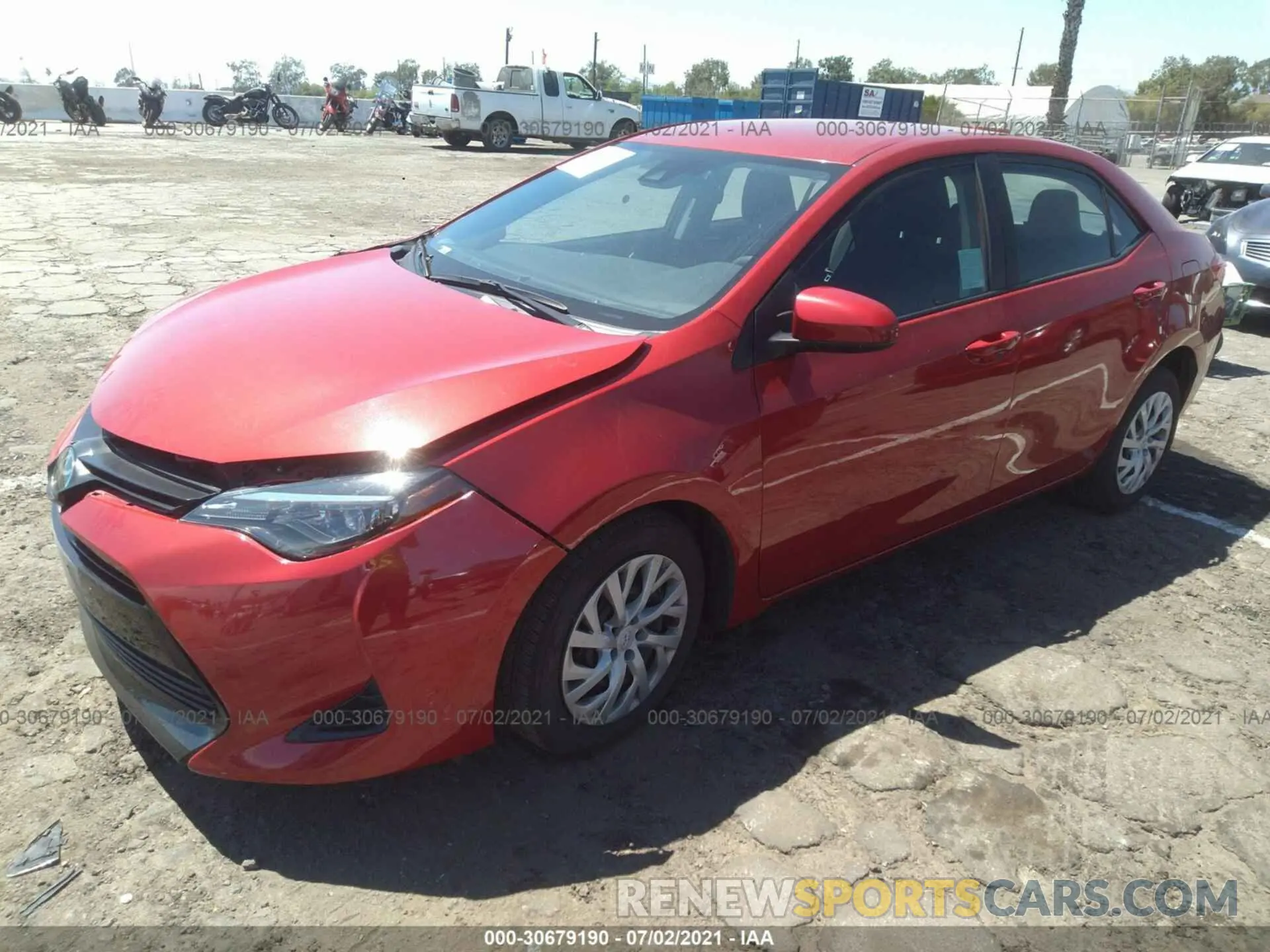 2 fotografías del automóvil dañado 5YFBURHE3KP930114 TOYOTA COROLLA 2019