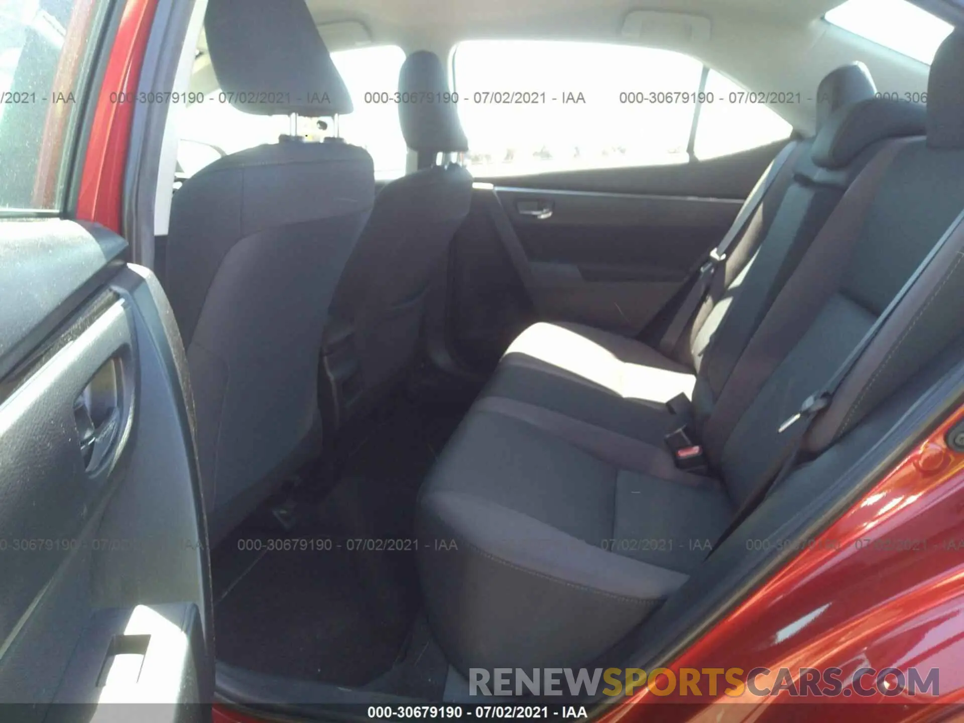 8 fotografías del automóvil dañado 5YFBURHE3KP930114 TOYOTA COROLLA 2019