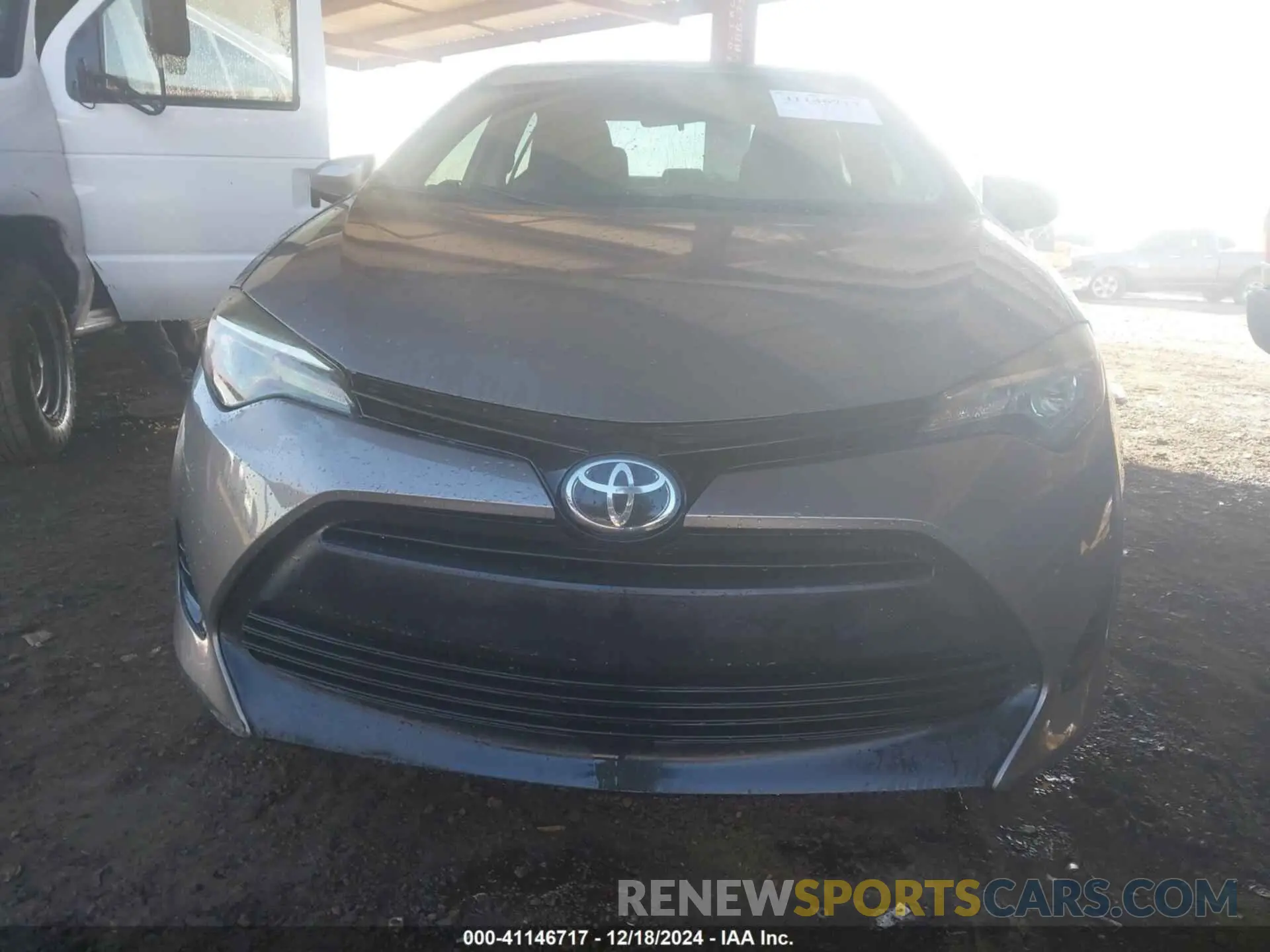 12 fotografías del automóvil dañado 5YFBURHE3KP934017 TOYOTA COROLLA 2019