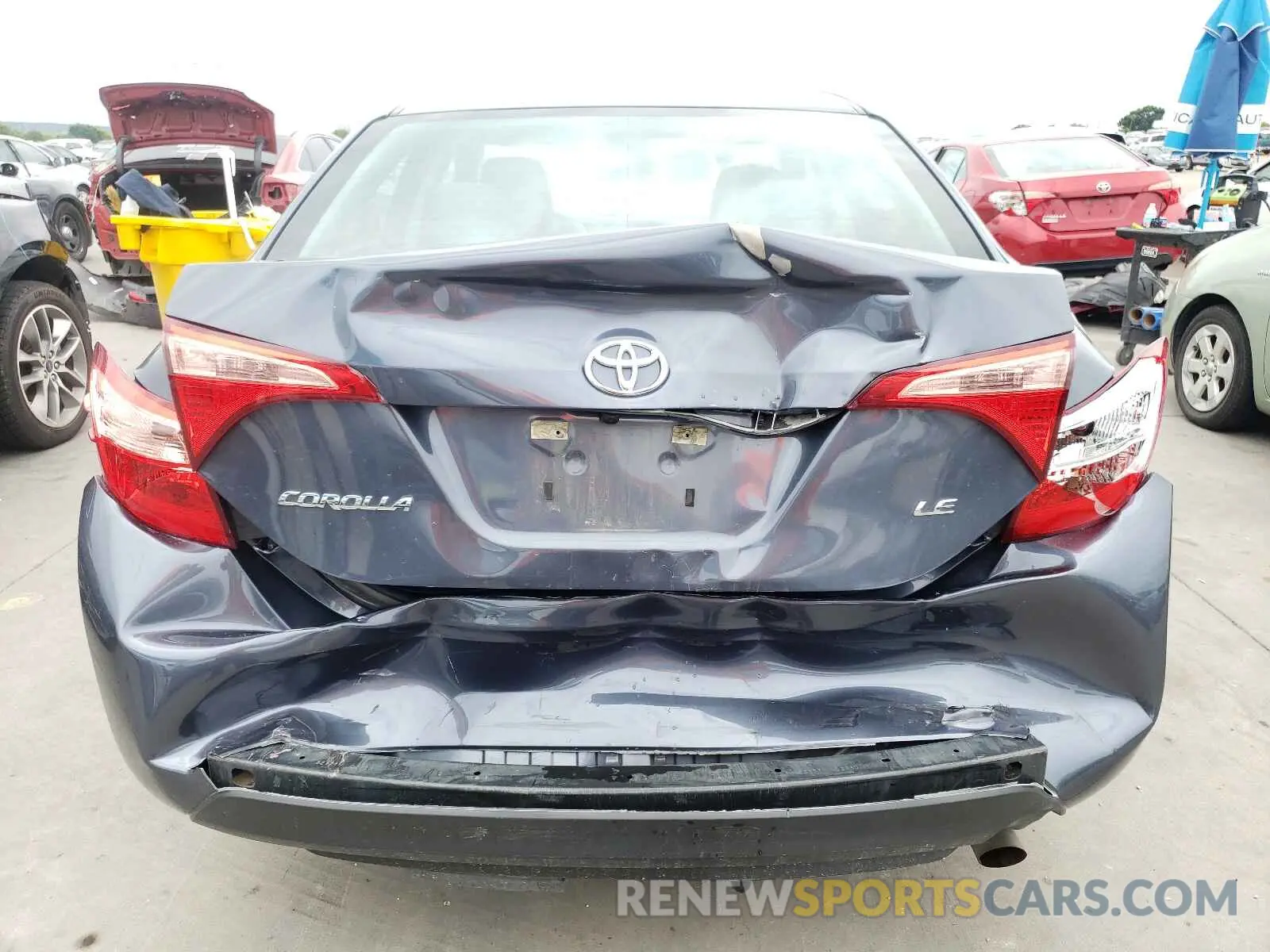 9 fotografías del automóvil dañado 5YFBURHE3KP934339 TOYOTA COROLLA 2019