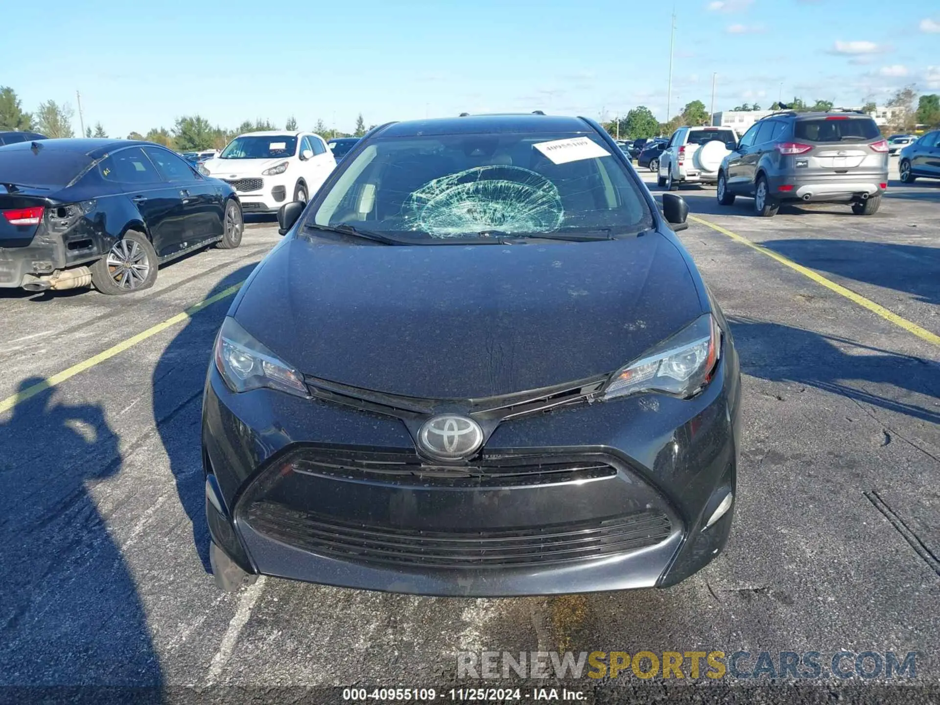 11 fotografías del automóvil dañado 5YFBURHE3KP946362 TOYOTA COROLLA 2019