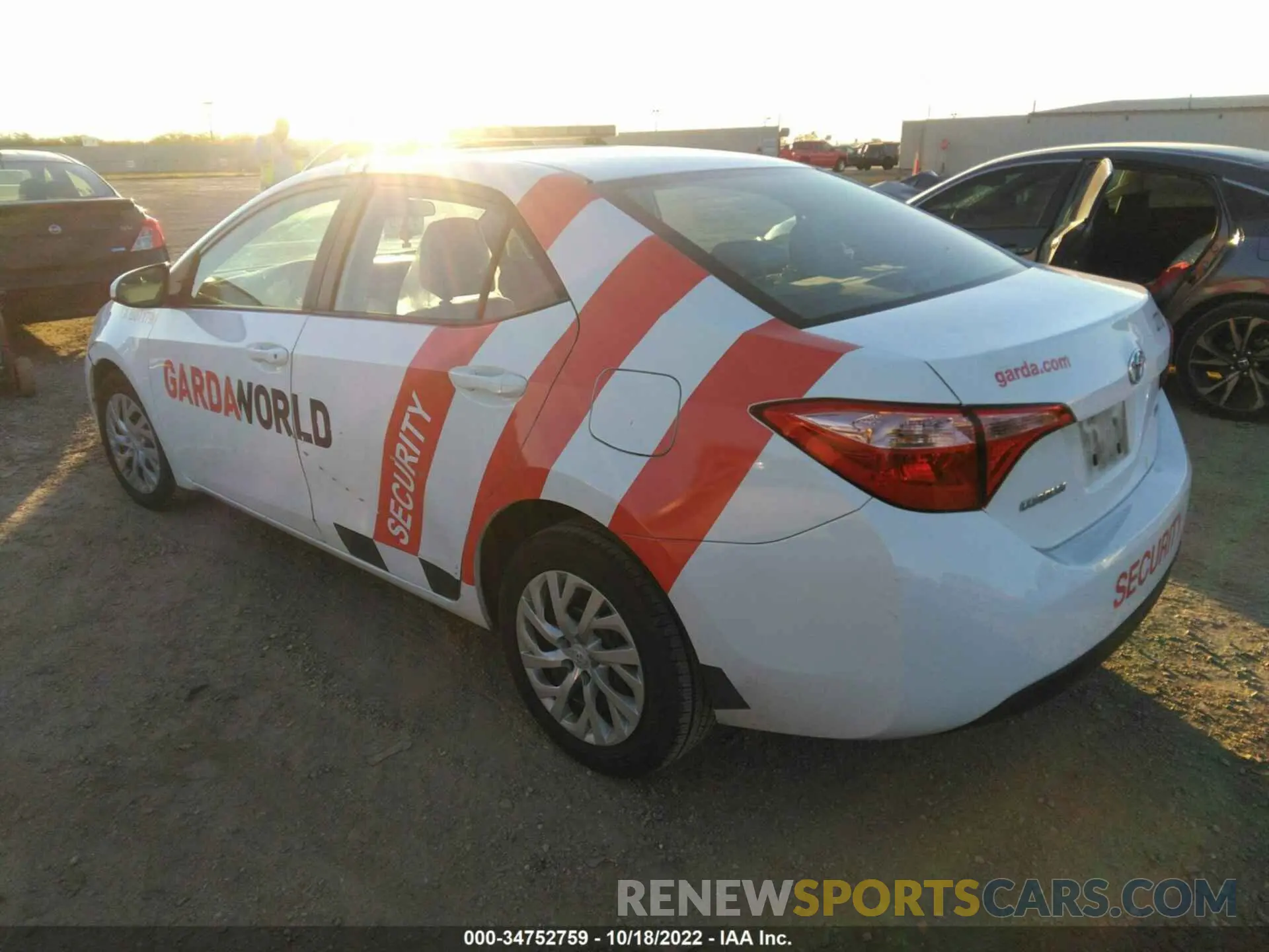 3 fotografías del automóvil dañado 5YFBURHE4KP859912 TOYOTA COROLLA 2019