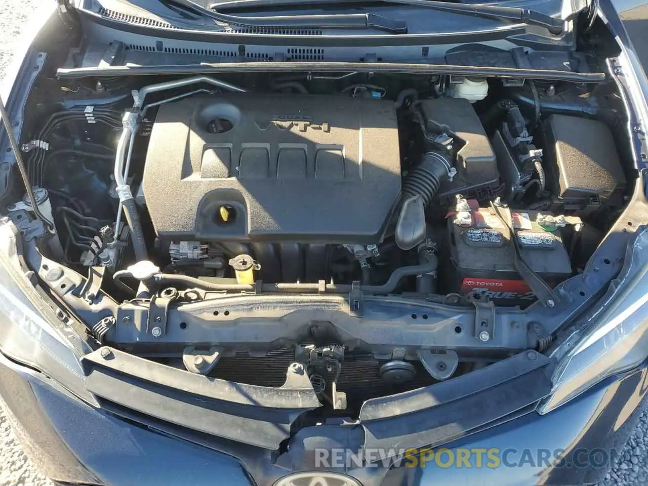 11 fotografías del automóvil dañado 5YFBURHE4KP865919 TOYOTA COROLLA 2019