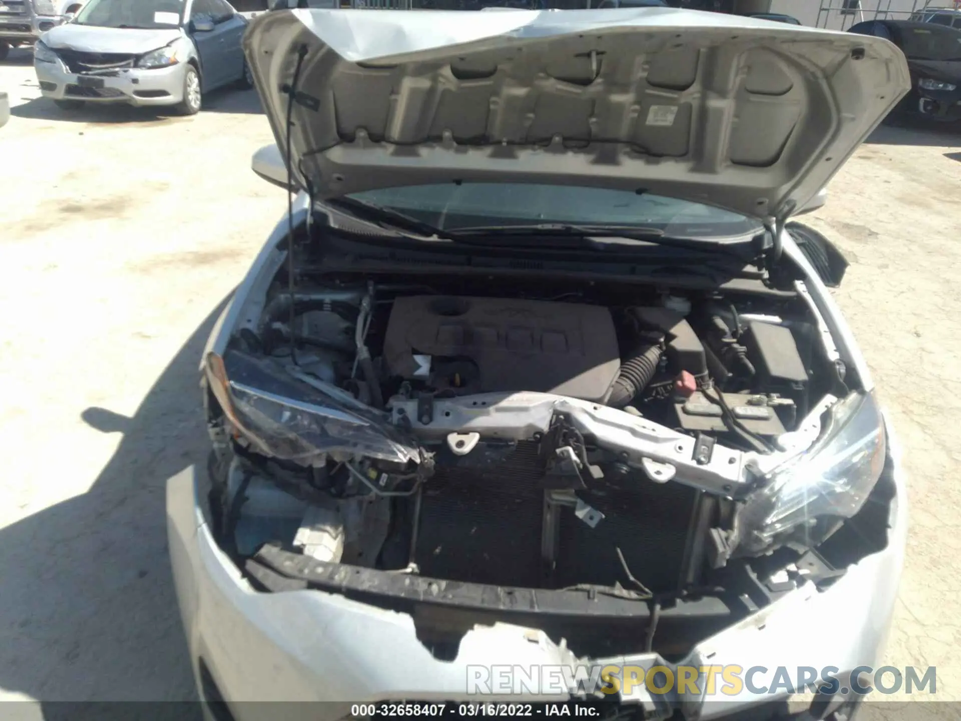 10 fotografías del automóvil dañado 5YFBURHE4KP868691 TOYOTA COROLLA 2019